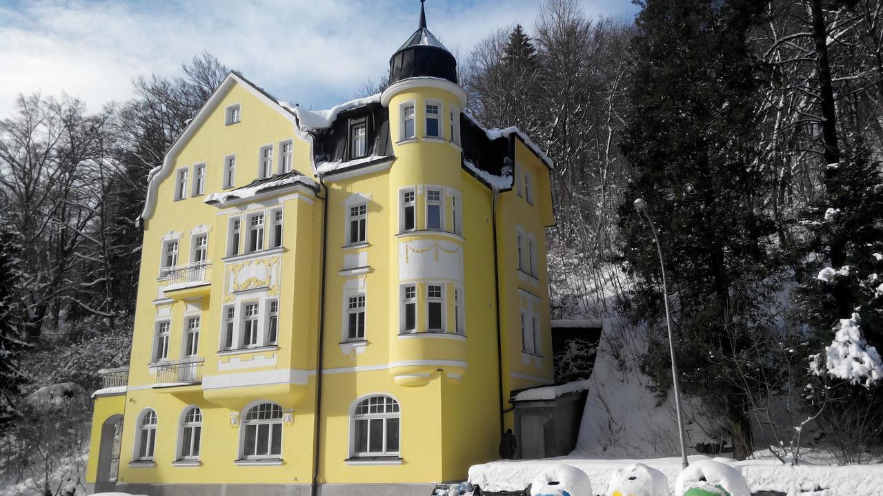 Hotel Vera Jáchymov Extérieur photo