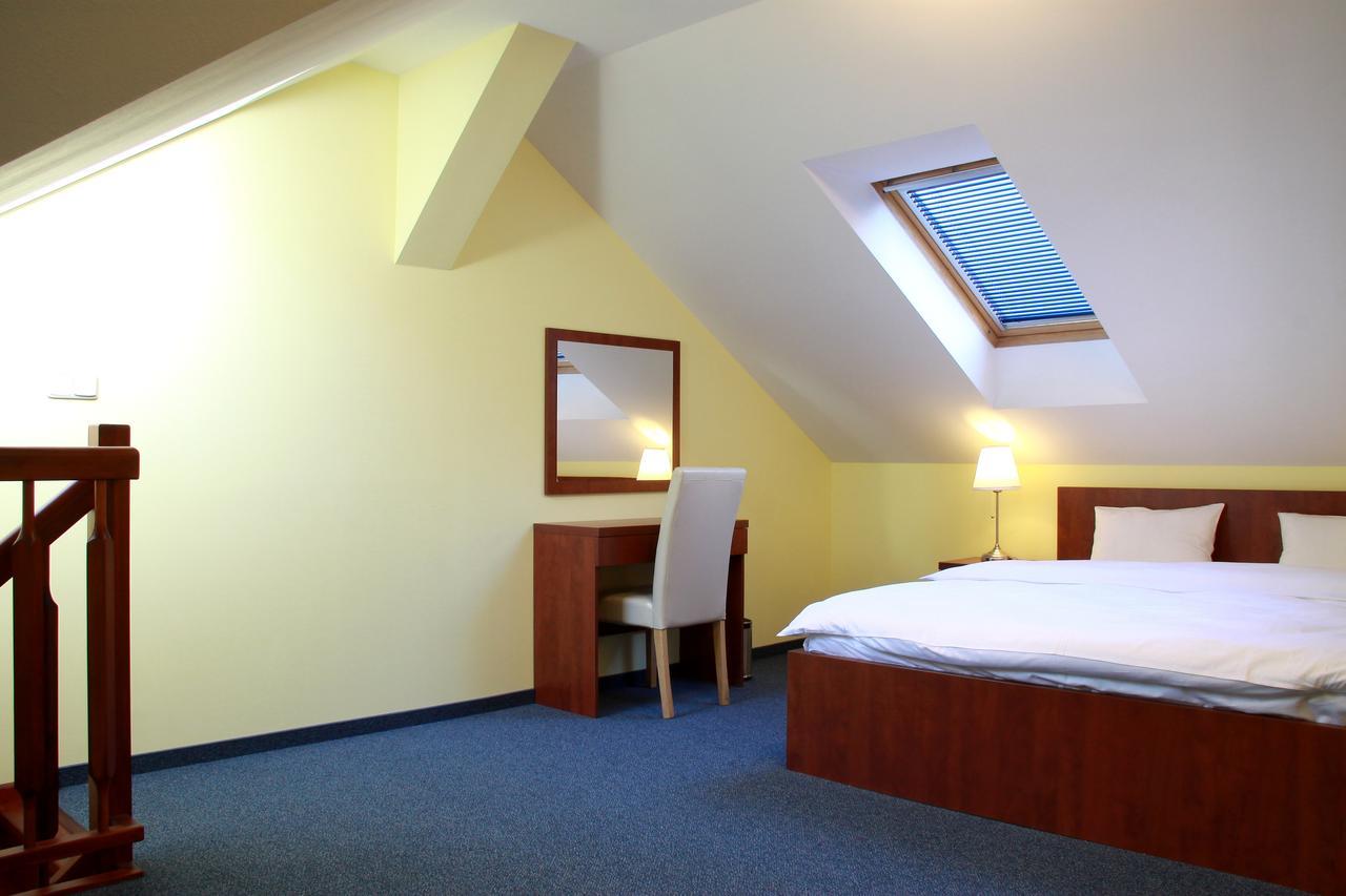 Hotel Vera Jáchymov Extérieur photo